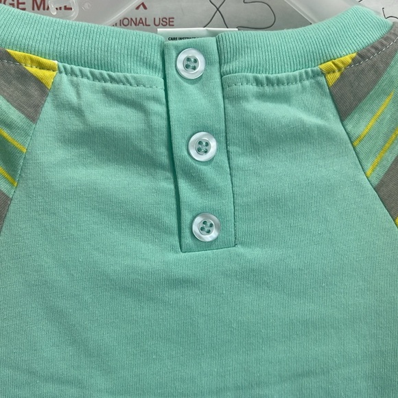 Dogs T-Shirt Medium NWT - Picture 8 of 10